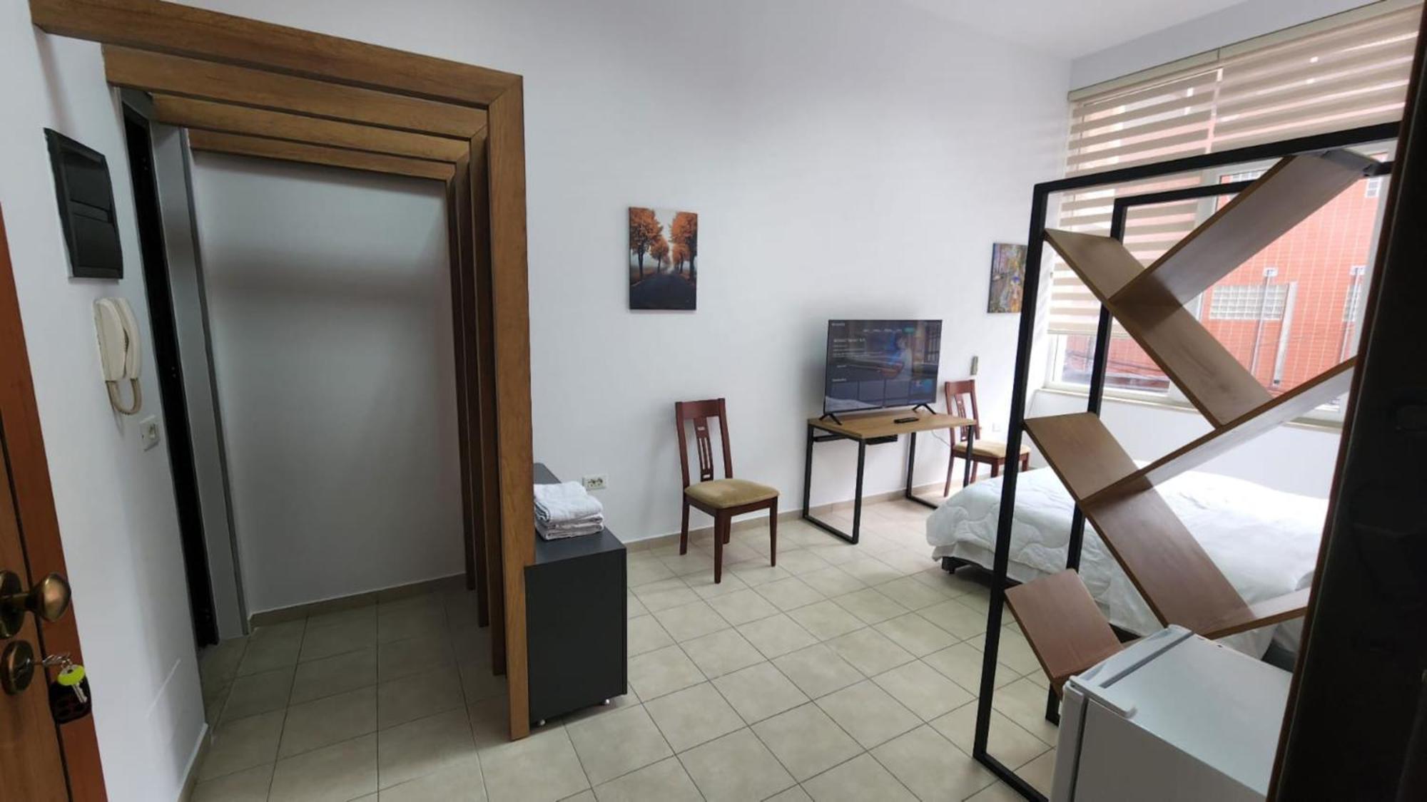Kalpazo Home Skanderbeg Square Tirana Exterior photo